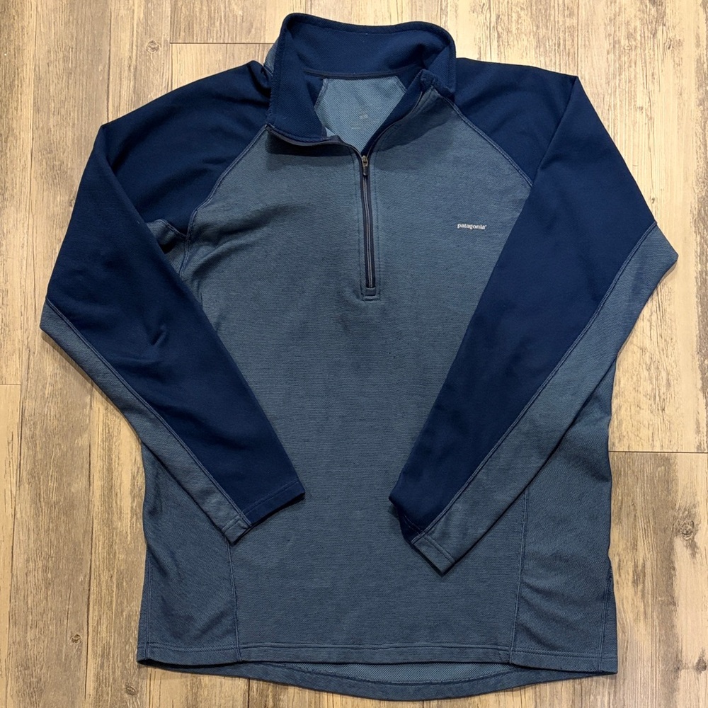 Patagonia Two-Tone Blue Quarter-Zip Pullover